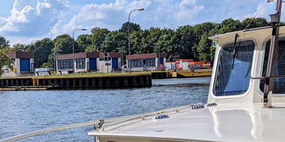 Yachthafen - Frischwasseranschluss - Ruhrgebiet - Wohler´s Hafen an der Schleuse