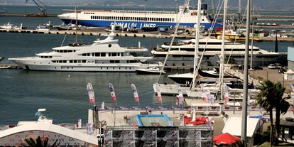 Yachthafen - Hunde erlaubt - Sardinien - Berth available for SuperYacht up to 90mt - Portus Karalis