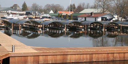 Yachthafen - Slipanlage - Nordholland - überdachte Liegeplätze  - Jachtservice Breukelen