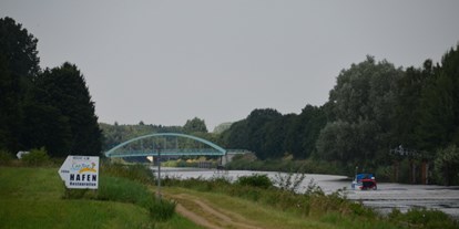 Yachthafen - Hunde erlaubt - Region Schwerin - Elbe Lübeck Kanal 37,5 km - Yachthafen Freizeitwelt Güster