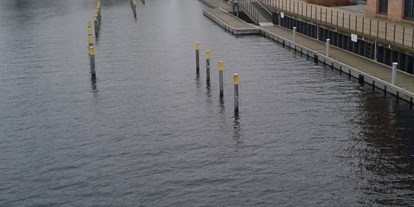 Yachthafen - Toiletten - Brandenburg an der Havel - Blick auf den Wasserwanderrastplatz - Wasserwanderrastplatz am Packhofufer/Werft
