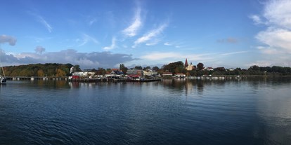 Yachthafen - Vorpommern - Hafen von der Seeseite. - MARINA ALTEFÄHR