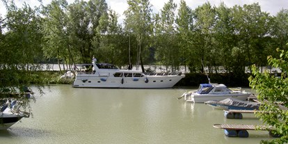 Yachthafen - Stromanschluss - Donauraum - Sportboothafen Marbach