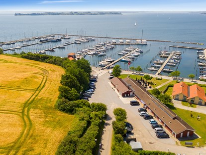 Yachthafen - Frischwasseranschluss - Südjütland - Marina Minde und Restaurant, Blick auf Holnis - Marina Minde 