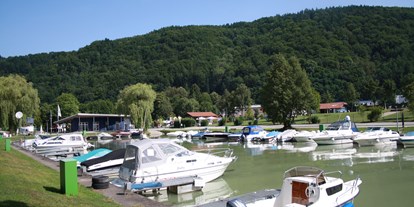 Yachthafen - am Fluss/Kanal - Bayerischer Wald - kleiner Hafen - Boote bis 9 Meter - Hafen Obernzell