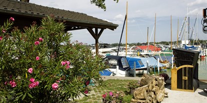 Yachthafen - Bootshaus Ditze