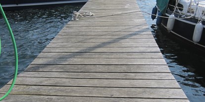 Yachthafen - Hunde erlaubt - Schleswig-Holstein - Gästesteg, Boxenbreite bis 5 m, Länge bis 15.5 m - YSE Hafen Eckernförde