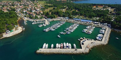 Yachthafen - Charter Angebot - Marina Funtana