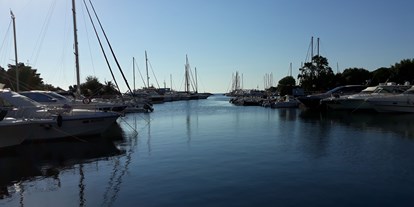 Yachthafen - Duschen - Sardinien - Marina di Porto Ottiolu