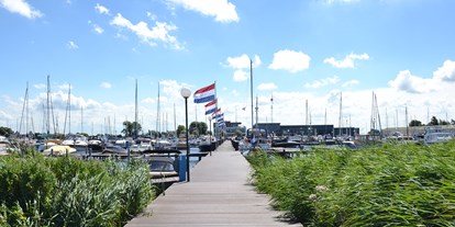 Yachthafen - Stromanschluss - Niederlande - Marina front view - Kempers Watersport