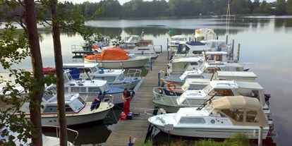 Yachthafen - Hunde erlaubt - Brandenburg Süd - Quelle: http://marina-schlaubetal.de - Marina Schlaubetal