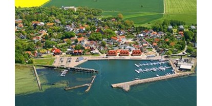 Yachthafen - Wäschetrockner - Ostseeküste - (c): http://www.marinawiek-ruegen.de/ - Marina Wiek