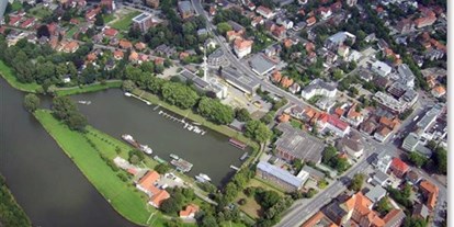 Yachthafen - am Fluss/Kanal - Weserbergland, Harz ... - Quelle: www.kc-nienburg.de - Kanu-Club Nienburg