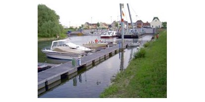 Yachthafen - Nähe Stadt - Oppenheim - (c): http://www.aconev.de - Marina ACON Oppenheim