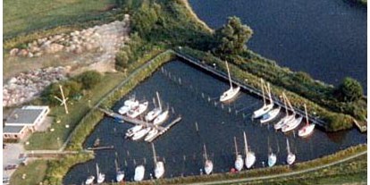 Yachthafen - am Fluss/Kanal - Binnenland - Itzehoe