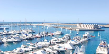 Yachthafen - Duschen - Costa de Almería - (c) http://www.realclubnauticodeadra.es/ - Real Club Náutico de Adra