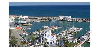 Yachthafen - Abwasseranschluss - Andalusien - (c) http://www.costaloc.com/ - Puerto Deportivo de Estepona