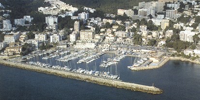 Yachthafen - Toiletten - Mallorca - http://calanova.caib.es - Calanova