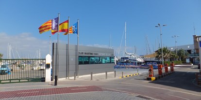 Yachthafen - Stromanschluss - Mallorca - (c) http://www.panoramio.com/ - Club Marítimo San Antonio de la Playa