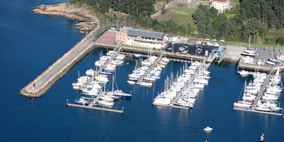 Yachthafen - Stromanschluss - Portosin - Real Club Náutico Portosin / Ria de Muros & Noia