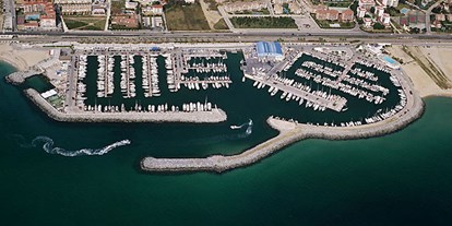 Yachthafen - Toiletten - Katalonien - (c) http://www.cnelbalis.com/ - Port Balís