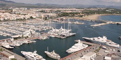 Yachthafen - Slipanlage - Costa del Garraf - (c) http://vilanovagrandmarina.com/ - Vilanova Grand Marina