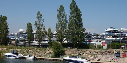 Yachthafen - Duschen - Draguignan - Bild: http://www.port-inland.com/le-port/ - Port Inland