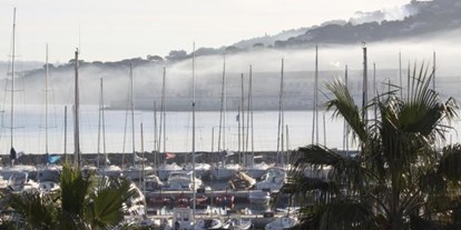 Yachthafen - Slipanlage - Toulon - Quelle: http://www.marines-de-cogolin.com/index.php/www/Le-Port - Marines de Cogolin