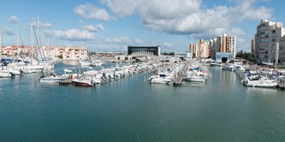 Yachthafen - Duschen - Montpellier - Bildquelle: http://www.mauguio-carnon.com/1-39129-Port-de-plaisance.php - Port de Carnon