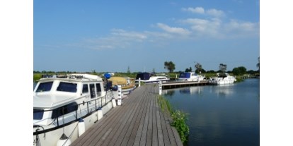 Yachthafen - am Fluss/Kanal - Norfolk - Bildquelle: http://www.fishandduck.co.uk/ - Fish & Duck Marina