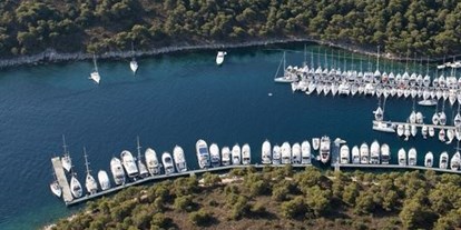 Yachthafen - Duschen - Split - Dubrovnik - Homepage www.aci-club.hr - ACI Marina Palmizana