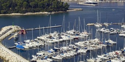 Yachthafen - Waschmaschine - Istrien - (c): https://www.aci.hr/de/marinas/aci-marina-rovinj - ACI Marina Rovinj