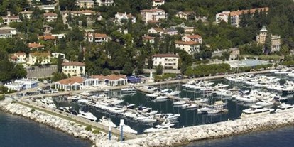 Yachthafen - Duschen - Kroatien - Bildquelle: www.aci-club.hr - ACI Marina Opatija