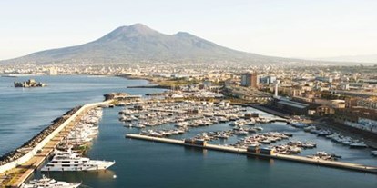 Yachthafen - Slipanlage - Napoli - Quelle: www.mariadistabia.it - Marina di Stabia
