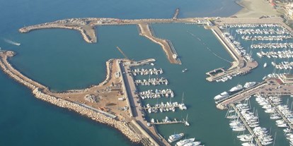Yachthafen - am Meer - Region Rom - Bildquelle: www.nettunomarina.com - Marina di Nettuno