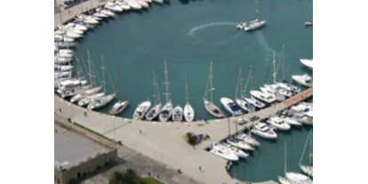 Yachthafen - Toiletten - Latium - Bildquelle: www.rivaditraiano.com - Riva di Traiano