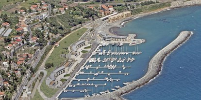 Yachthafen - Duschen - Ligurien - Homepage www.marinadisanlorenzo.it - Marina di San Lorenzo