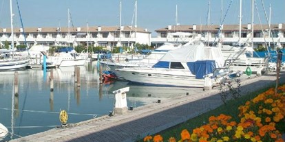 Yachthafen - Stromanschluss - Friaul-Julisch Venetien - Homepage www.marinadiaquileia.com - Marina di Aquileia