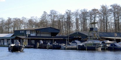 Yachthafen - Frischwasseranschluss - Nordholland - Quelle: www.grachtenboten.nl - Jachthaven 24