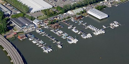 Yachthafen - Stromanschluss - Nordholland - (c): www.hollandsport.nl - Holland Sport Boat Centre