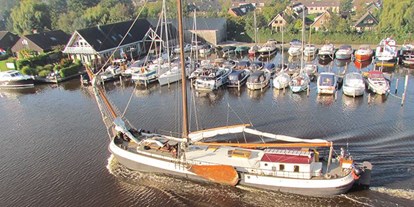 Yachthafen - Stromanschluss - Woubrugge - Quelle: http://www.jachthavenwoudwetering.nl - Jachthaven Woudwetering