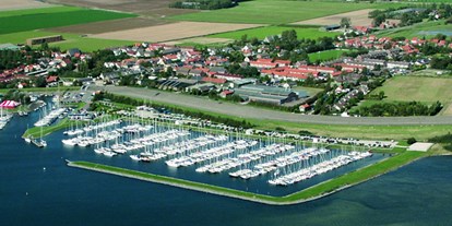 Yachthafen - Stromanschluss - Nord Zeeland - (c) http://www.herkingen-marina.nl/ - Herkingen Marina