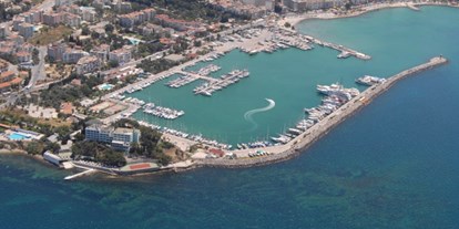 Yachthafen - Duschen - Ägäische Inseln - Türkei - Homepage http://www.seturmarinas.com - Setur Kusadasi Marina