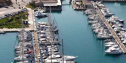 Yachthafen - Duschen - Ägäische Inseln - Türkei - Port Alacati Marina